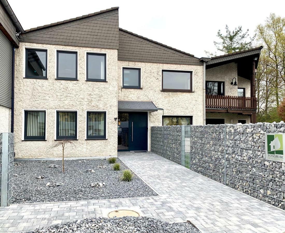 BESOTEL Erkrath- Ferienwohnungen und Apartments Exterior foto
